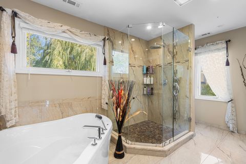 Tiny photo for 1983 WILSHIRE Court, Buffalo Grove, IL 60089 (MLS # 12648176)