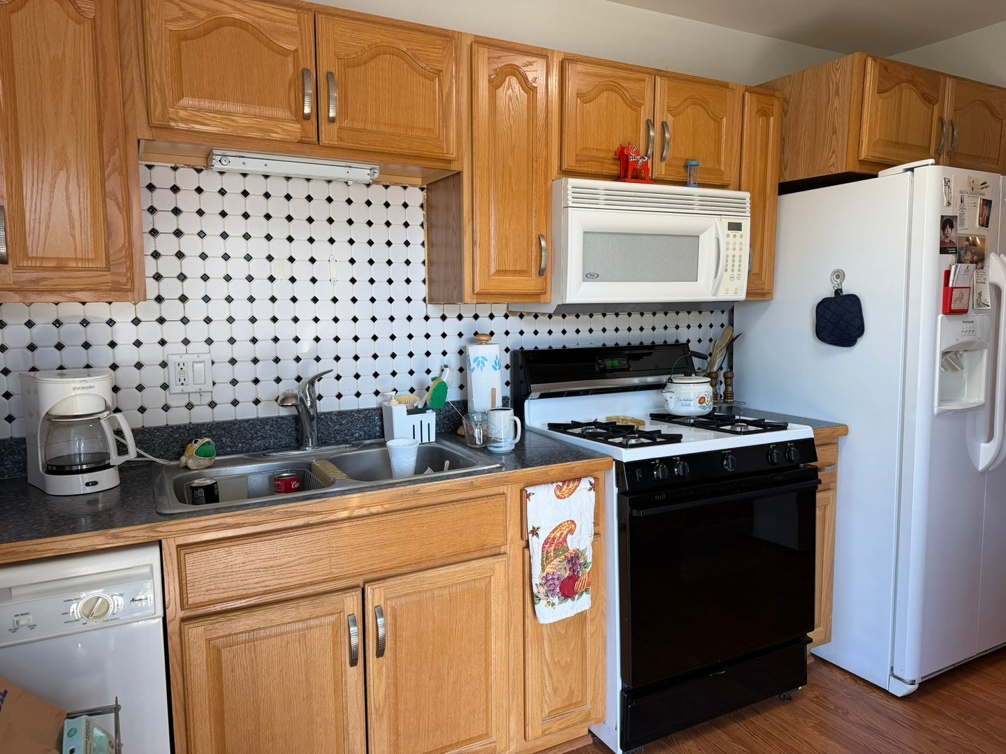 411 N Thornwood Drive 411