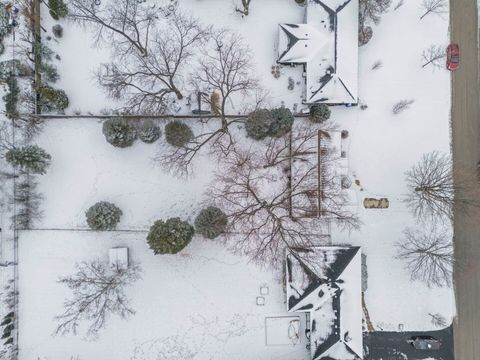 Tiny photo for 722 Countryside Drive, Wheaton, IL 60187 (MLS # 12537822)