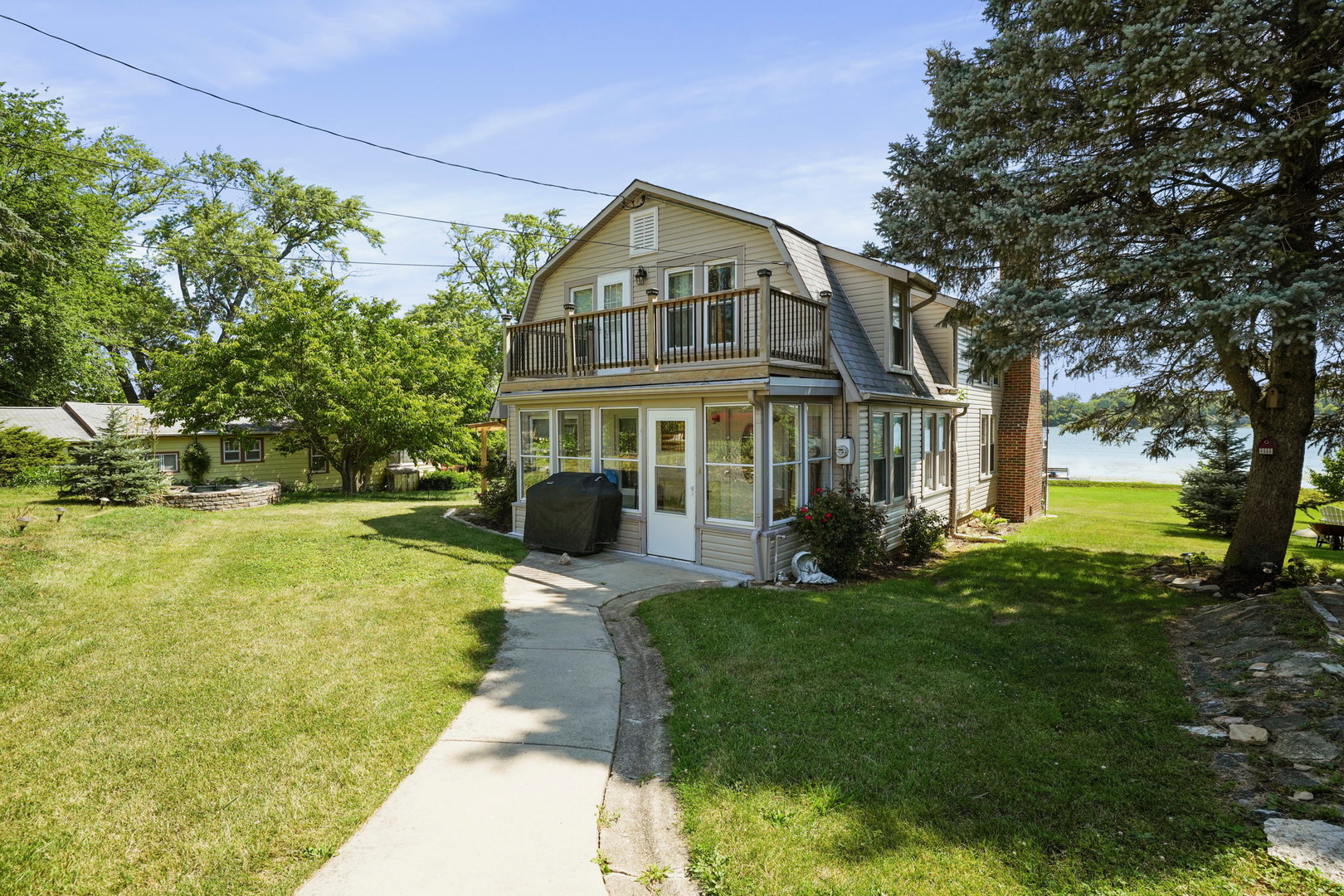 Listing image 1