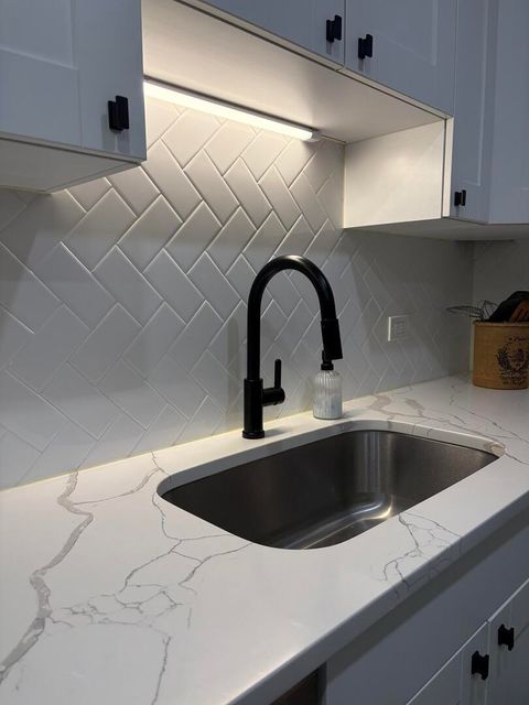 Tiny photo for 9355 Irving Park Road #402, Schiller Park, IL 60176 (MLS # 12612707)