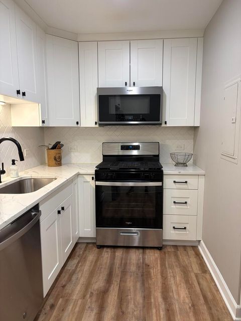 Tiny photo for 9355 Irving Park Road #402, Schiller Park, IL 60176 (MLS # 12612707)