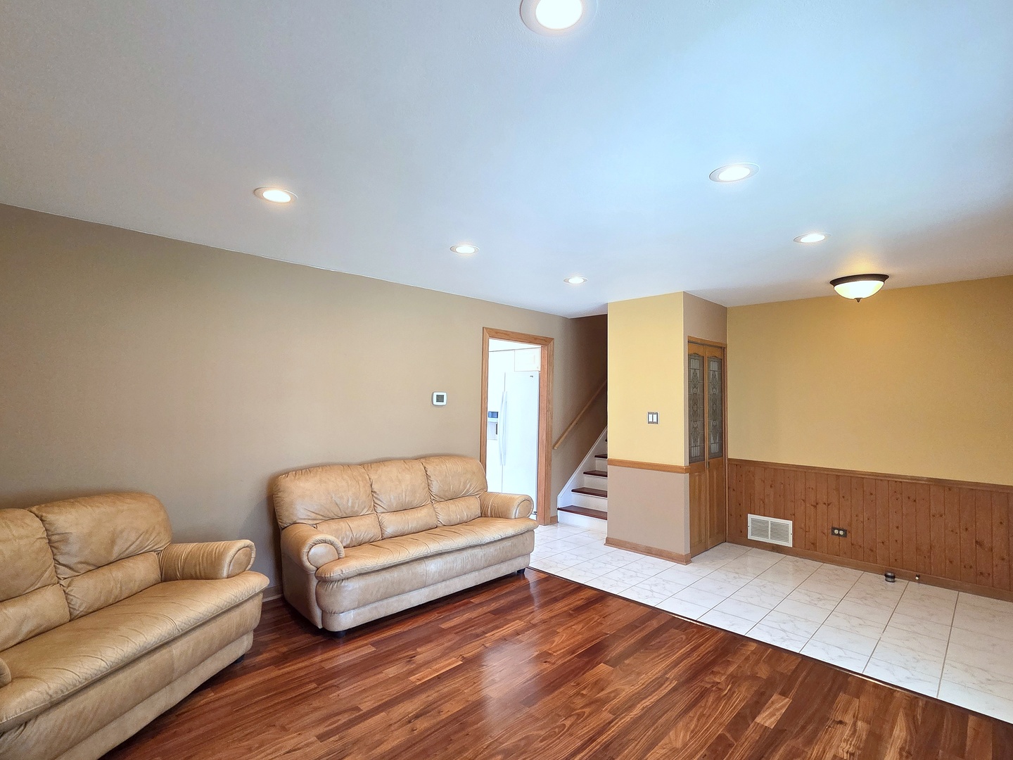 21W105 Flamingo Lane