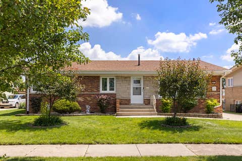 Tiny photo for 261 S Mayfair Place, Chicago Heights, IL 60411 (MLS # 12701860)