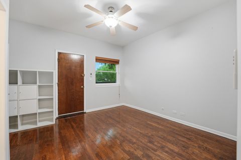 Tiny photo for 1030 W Byron Street #3W, Chicago, IL 60613 (MLS # 12671834)