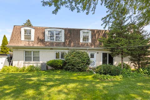 Tiny photo for 4726 Howard Avenue, Western Springs, IL 60558 (MLS # 12705604)