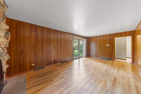 Tiny photo for 4726 Howard Avenue, Western Springs, IL 60558 (MLS # 12705604)