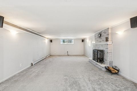 Tiny photo for 2945 S Scott Street, Des Plaines, IL 60018 (MLS # 12528347)