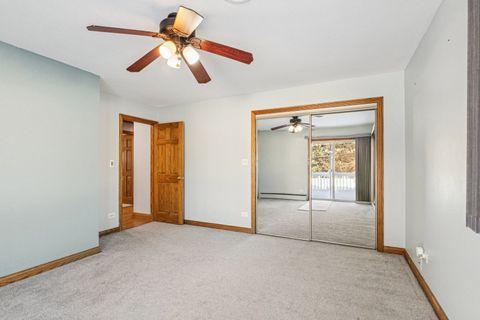 Tiny photo for 2945 S Scott Street, Des Plaines, IL 60018 (MLS # 12528347)