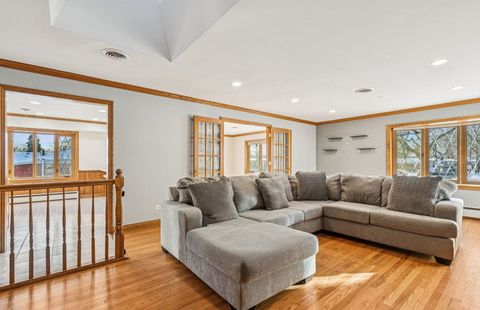 Tiny photo for 2945 S Scott Street, Des Plaines, IL 60018 (MLS # 12528347)