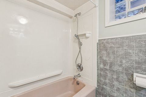 Tiny photo for 2945 S Scott Street, Des Plaines, IL 60018 (MLS # 12528347)