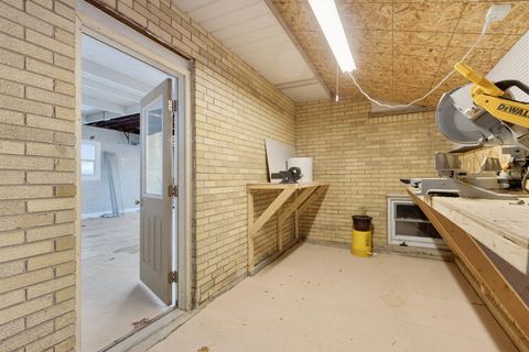 Tiny photo for 2945 S Scott Street, Des Plaines, IL 60018 (MLS # 12528347)