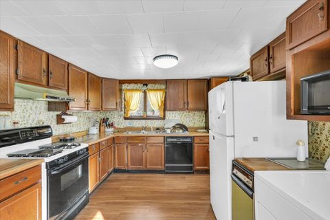 Tiny photo for 2314 1/2 E Main Street, Urbana, IL 61802 (MLS # 12548513)