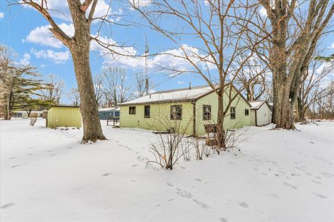 Tiny photo for 2314 1/2 E Main Street, Urbana, IL 61802 (MLS # 12548513)