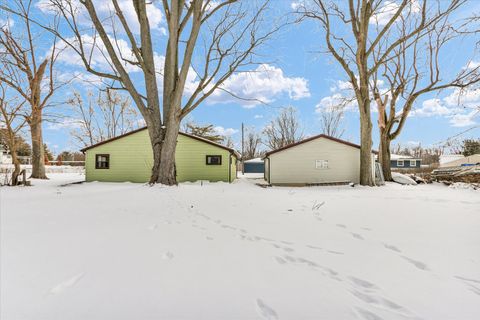 Tiny photo for 2314 1/2 E Main Street, Urbana, IL 61802 (MLS # 12548513)