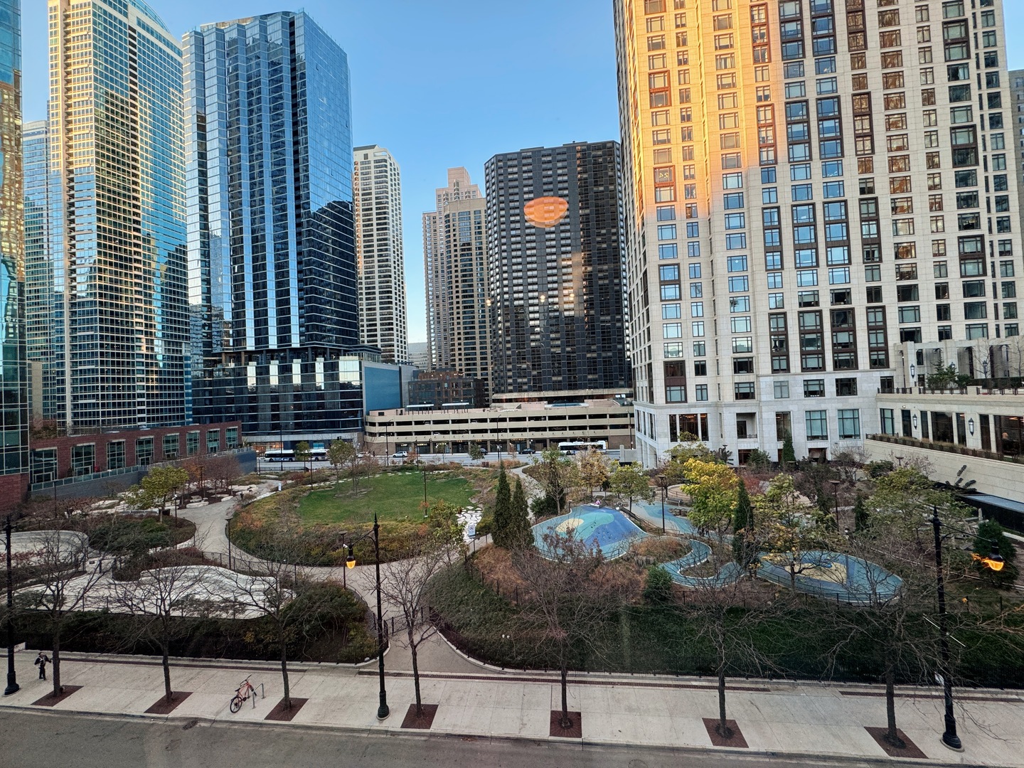 445 E Illinois Street 5501