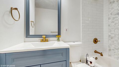 Tiny photo for 16051 W Des Plaines Drive, Libertyville, IL 60048 (MLS # 12467508)