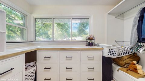Tiny photo for 16051 W Des Plaines Drive, Libertyville, IL 60048 (MLS # 12467508)