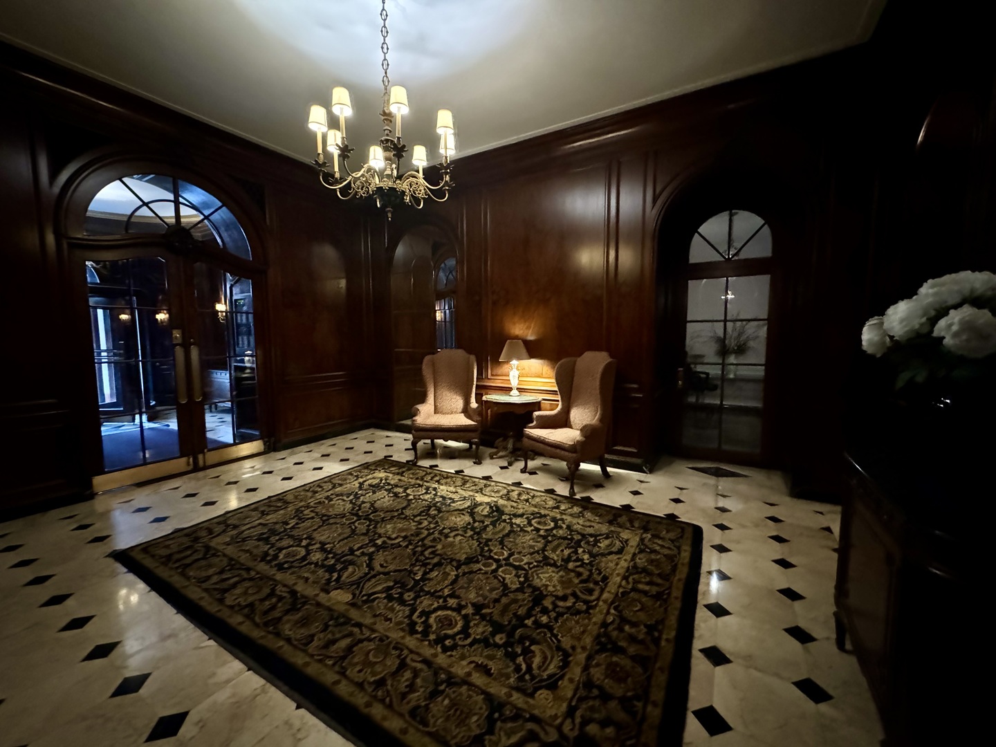 2000 N Lincoln Park West 815
