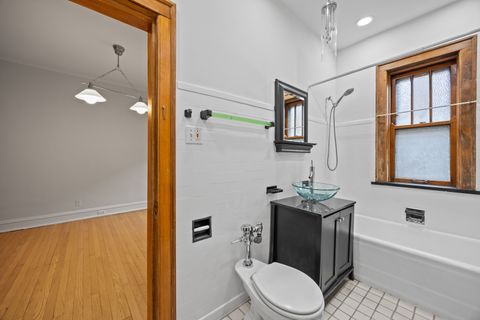 Tiny photo for 1352 E MADISON PARK Park #2, Chicago, IL 60615 (MLS # 12472856)