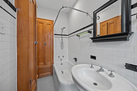 Tiny photo for 1352 E MADISON PARK Park #2, Chicago, IL 60615 (MLS # 12472856)