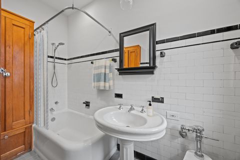 Tiny photo for 1352 E MADISON PARK Park #2, Chicago, IL 60615 (MLS # 12472856)