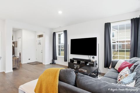 Tiny photo for 1213 Draper Road, McHenry, IL 60050 (MLS # 12586607)