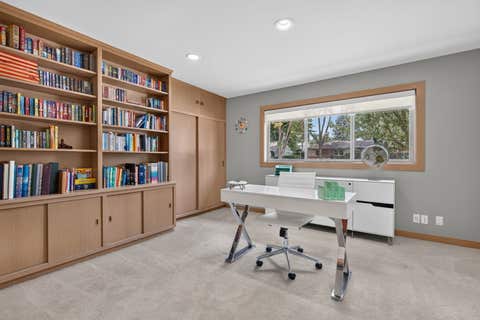 Tiny photo for 601 Marion Avenue, St. Charles, IL 60174 (MLS # 12712050)
