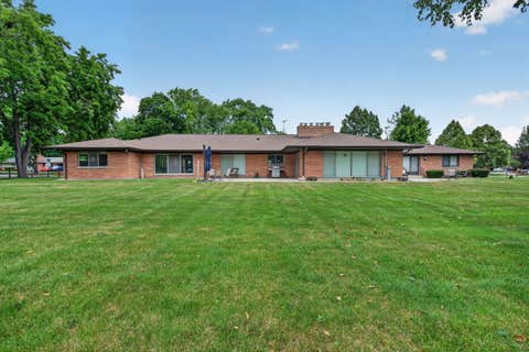 Tiny photo for 601 Marion Avenue, St. Charles, IL 60174 (MLS # 12712050)