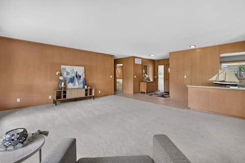 Tiny photo for 601 Marion Avenue, St. Charles, IL 60174 (MLS # 12712050)