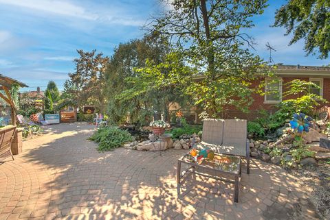 Tiny photo for 10127 S Hoyne Avenue, Chicago, IL 60643 (MLS # 12473027)