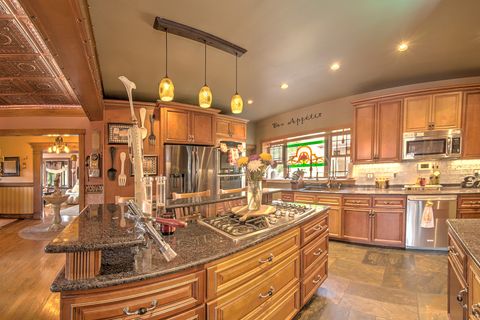 Tiny photo for 10127 S Hoyne Avenue, Chicago, IL 60643 (MLS # 12473027)