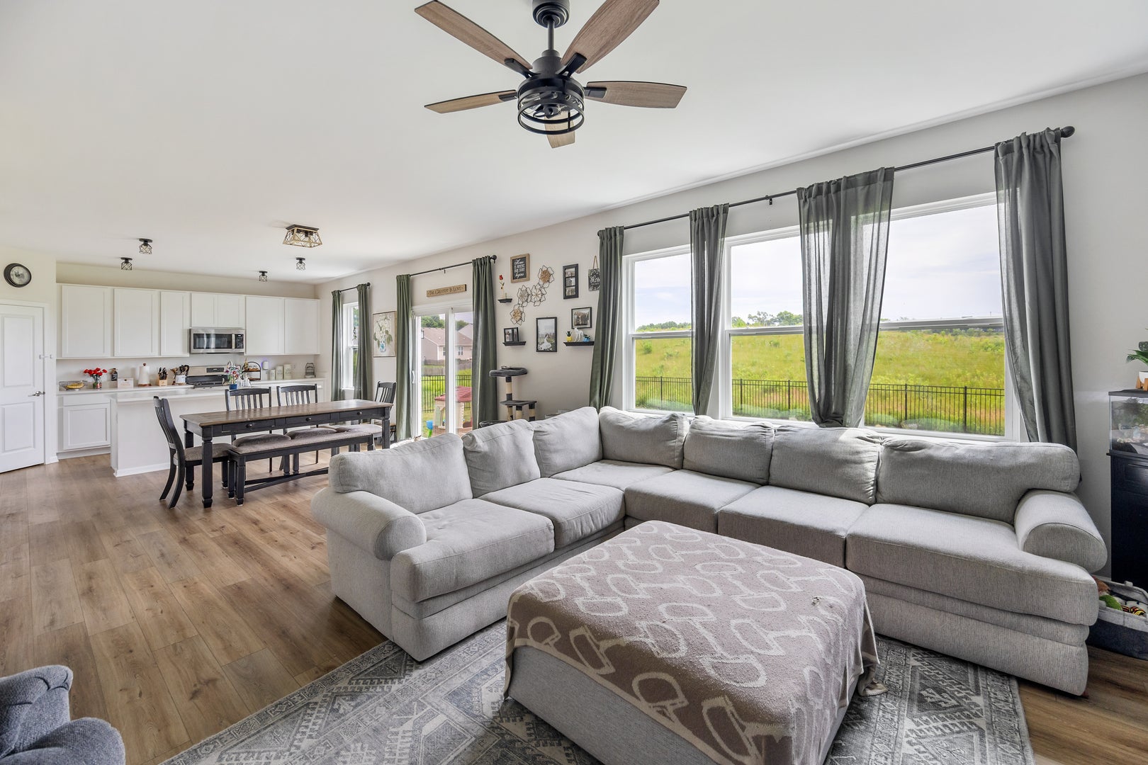 8511 White Oaks Court