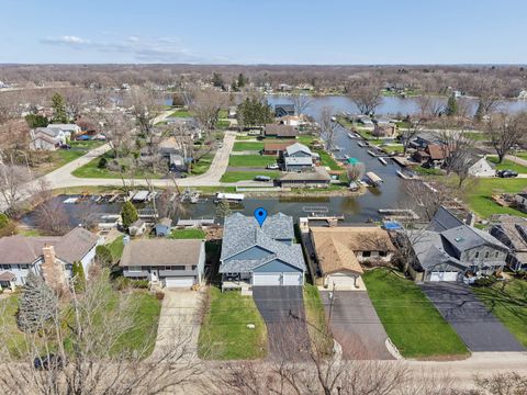 Photo of 606 McHenry Avenue, McHenry, IL 60050 (MLS # 12610997)