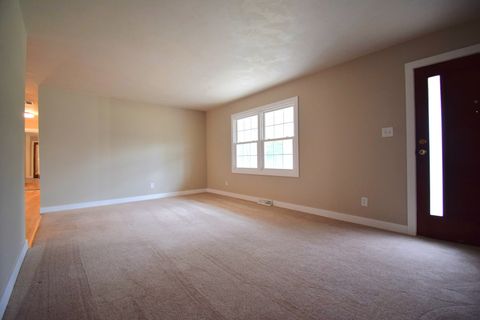 Tiny photo for 4 Webster Hill Estates, Mt Vernon, IL 62864 (MLS # 12594345)