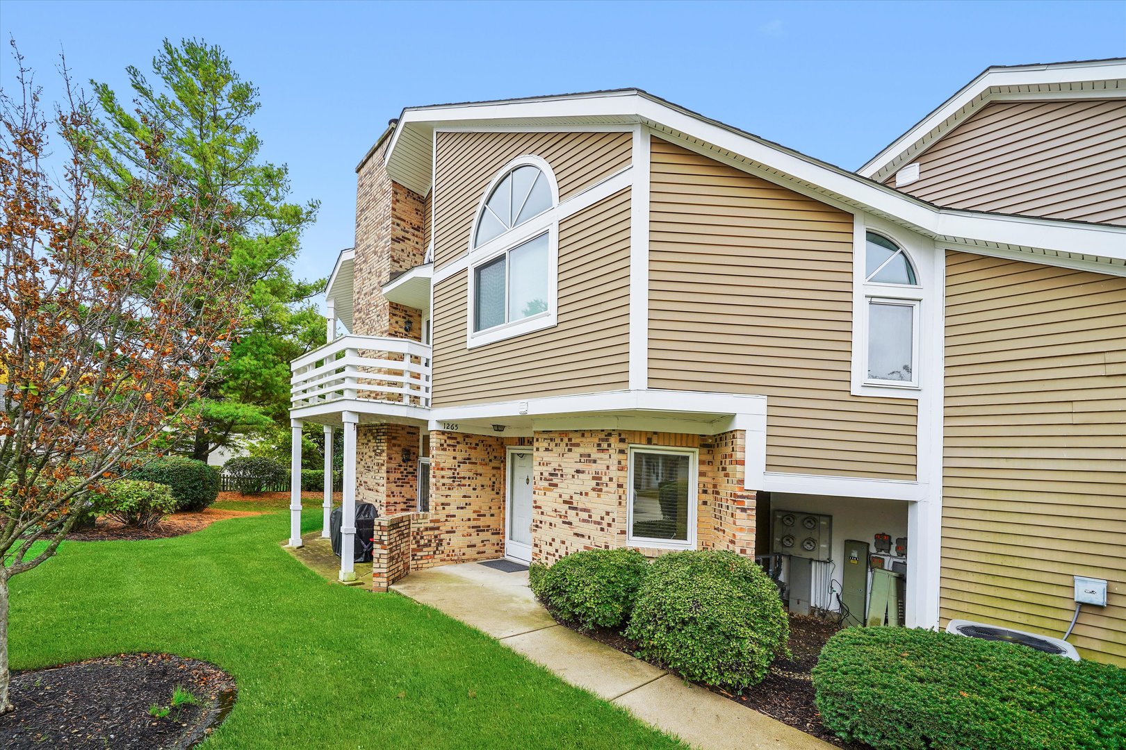 1265 RANCHVIEW Court 0