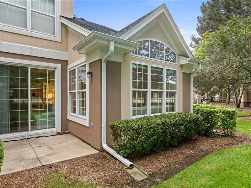 3065 Lexington Lane