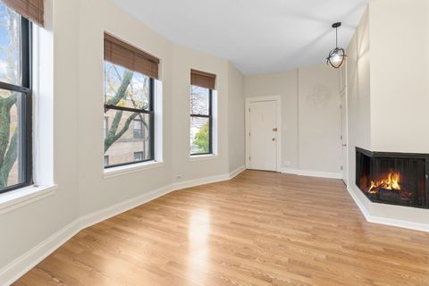 Tiny photo for 754 W California Terrace #3, Chicago, IL 60657 (MLS # 12520661)