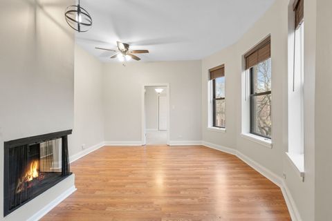 Tiny photo for 754 W California Terrace #3, Chicago, IL 60657 (MLS # 12520661)