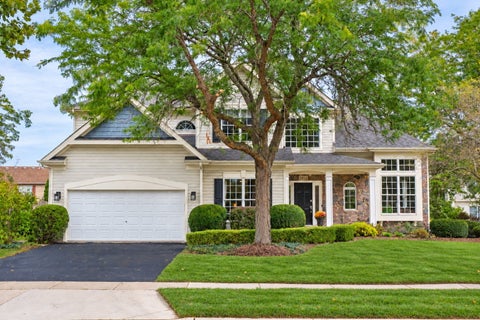 Photo of 2030 Tunbridge Trail, Algonquin, IL 60102 (MLS # 12754814)