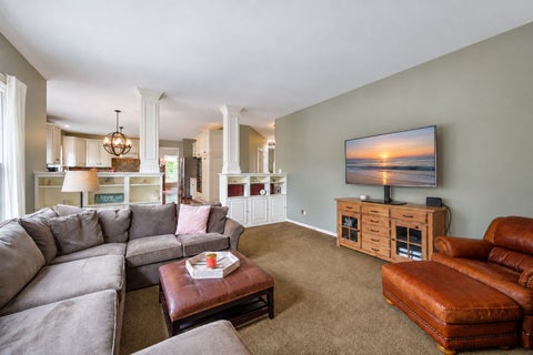Tiny photo for 2030 Tunbridge Trail, Algonquin, IL 60102 (MLS # 12754814)
