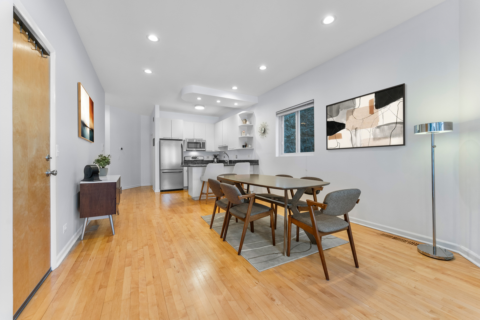 1266 N Wood Street 1