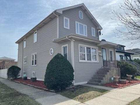 2247 N 73rd Avenue Elmwood Park IL 60707