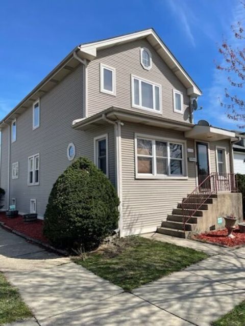 Tiny photo for 2247 N 73rd Avenue, Elmwood Park, IL 60707 (MLS # 12602889)