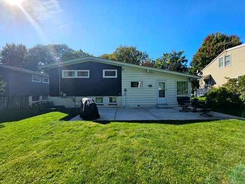Tiny photo for 567 S Lewis Avenue, Lombard, IL 60148 (MLS # 12777932)
