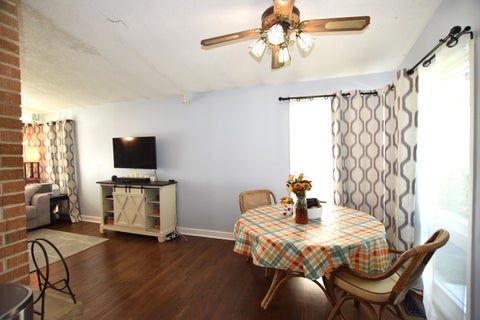 Tiny photo for 567 S Lewis Avenue, Lombard, IL 60148 (MLS # 12777932)