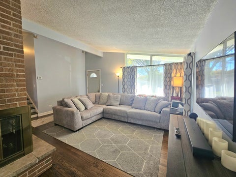 Tiny photo for 567 S Lewis Avenue, Lombard, IL 60148 (MLS # 12777932)