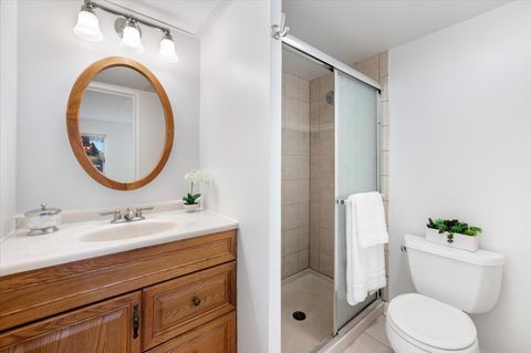 Tiny photo for 100 W Butterfield Road #101N, Elmhurst, IL 60126 (MLS # 12460012)