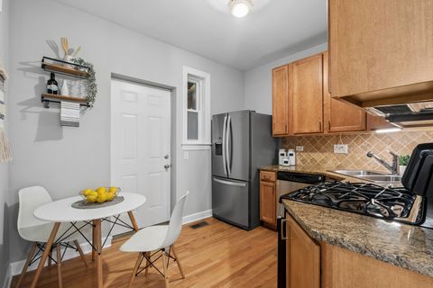 Tiny photo for 4638 N Albany Avenue #1E, Chicago, IL 60625 (MLS # 12634504)
