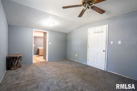 Tiny photo for 1500 N 13TH Street, Herrin, IL 62948 (MLS # QC4269064)